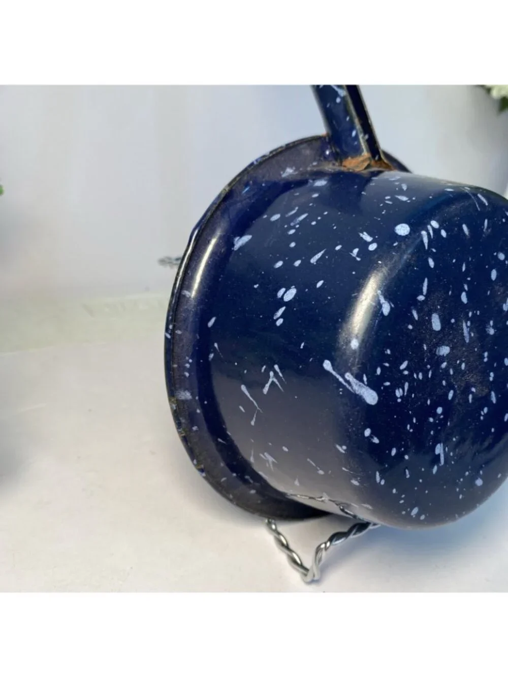 Vintage Blue Speckled Enamelware Farmhouse Dipper Ladle Decor Flat Bottom
